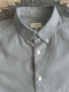 Club Monaco Short-Sleeve Button-Up Camp Shirt in Lt. Gray Print